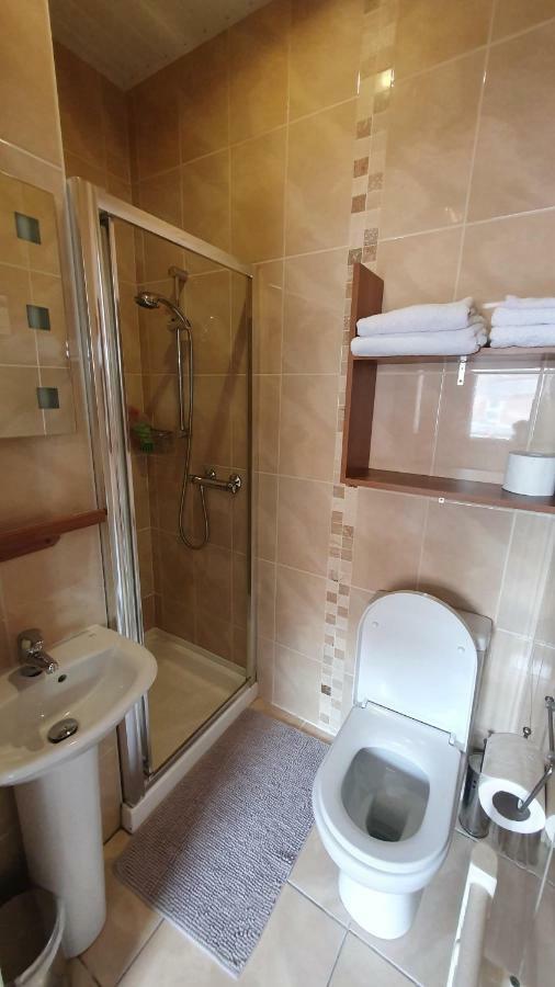 Bed and Breakfast Rose Park House Londonderry Zewnętrze zdjęcie